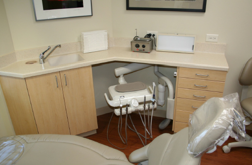 Dental office cabinet design by Diversified Design Technologies
